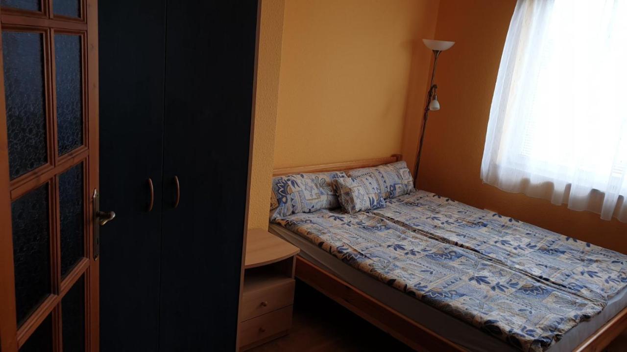 Ilona Apartmanok Balatonboglár Exterior foto
